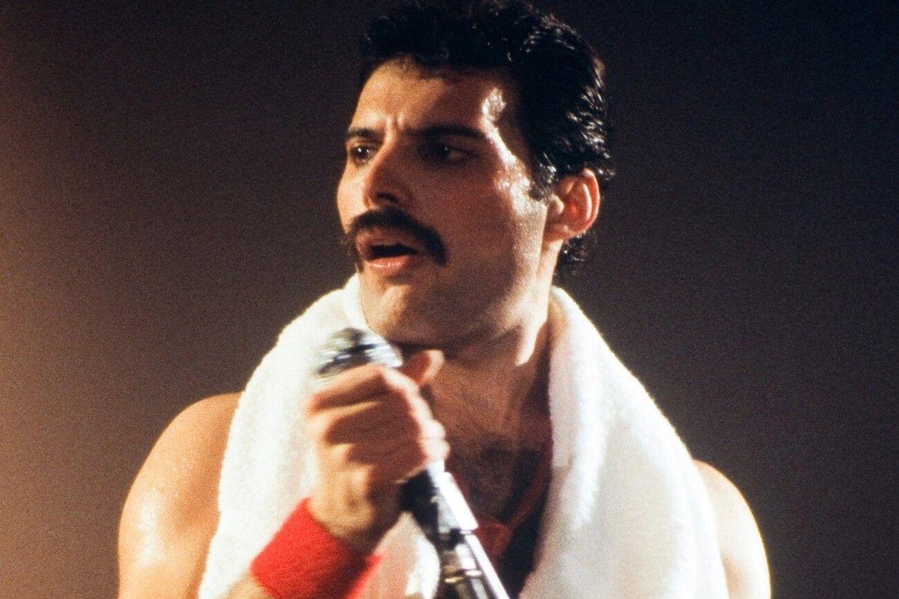 Sensational 50+ facts from the life of the eccentric Freddie Mercury