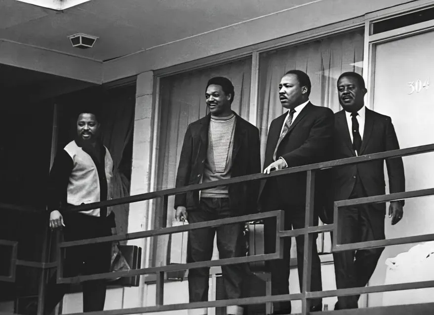 12 (4).jpg?format=webp