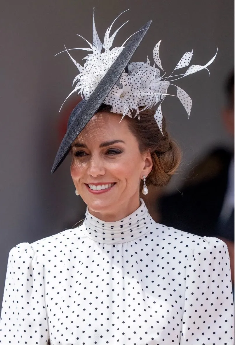 16. Headwear Etiquette for Royal Ladies.jpg?format=webp