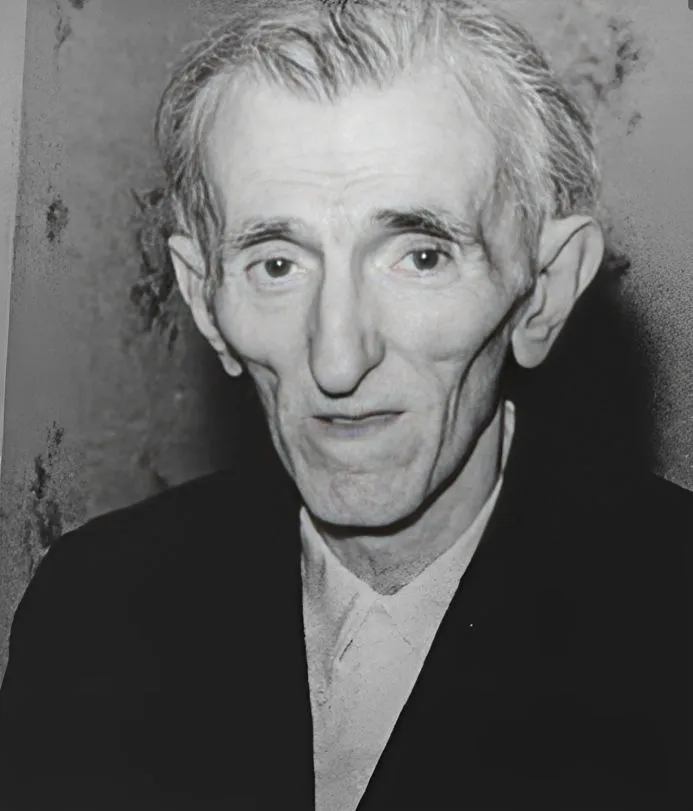 25 (1).jpg?format=webp