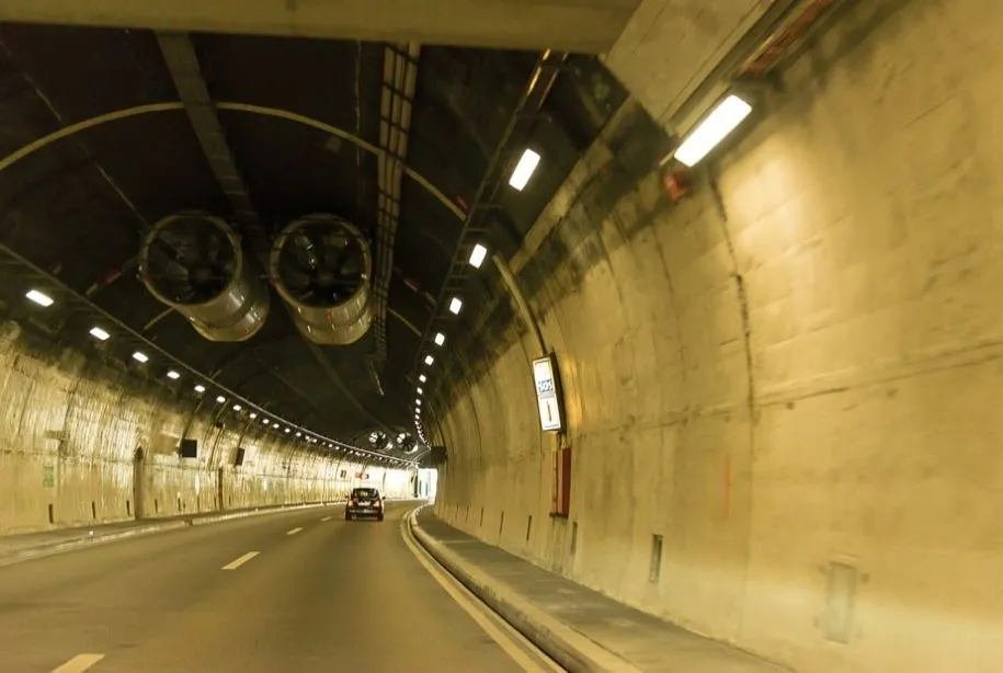 32 (1).jpg?format=webp