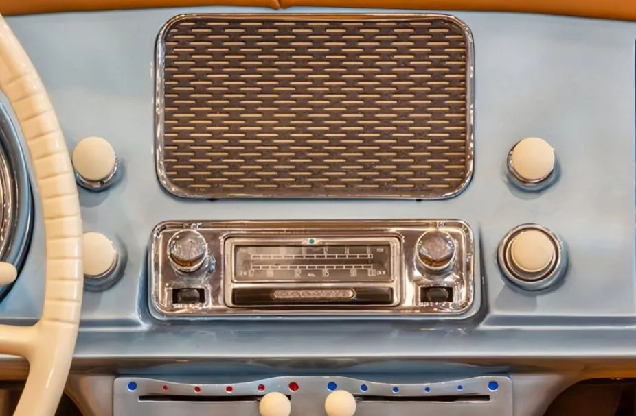 37 (1).jpg?format=webp