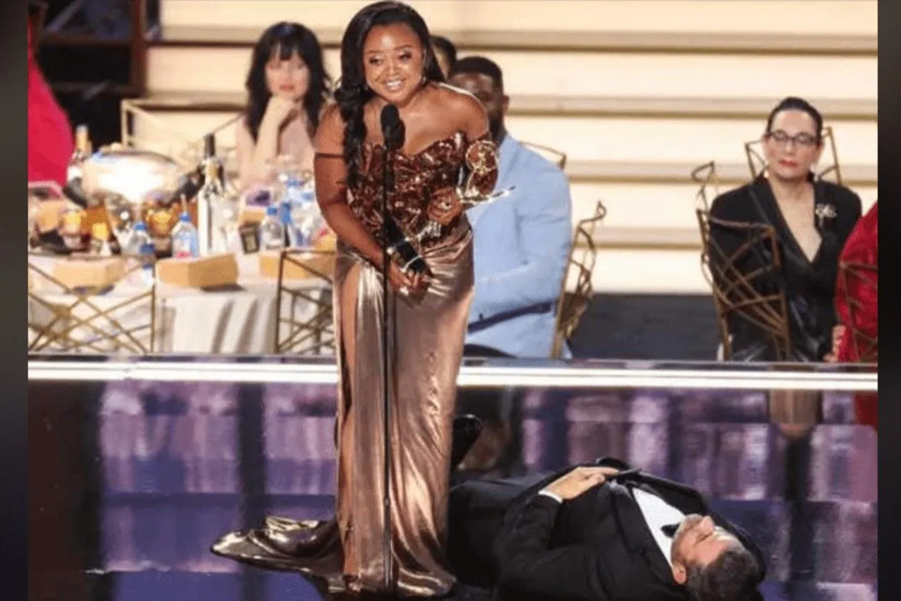 During the Emmy Awards, Jimmy Kimmel decided to simply lie down.jpg?format=webp