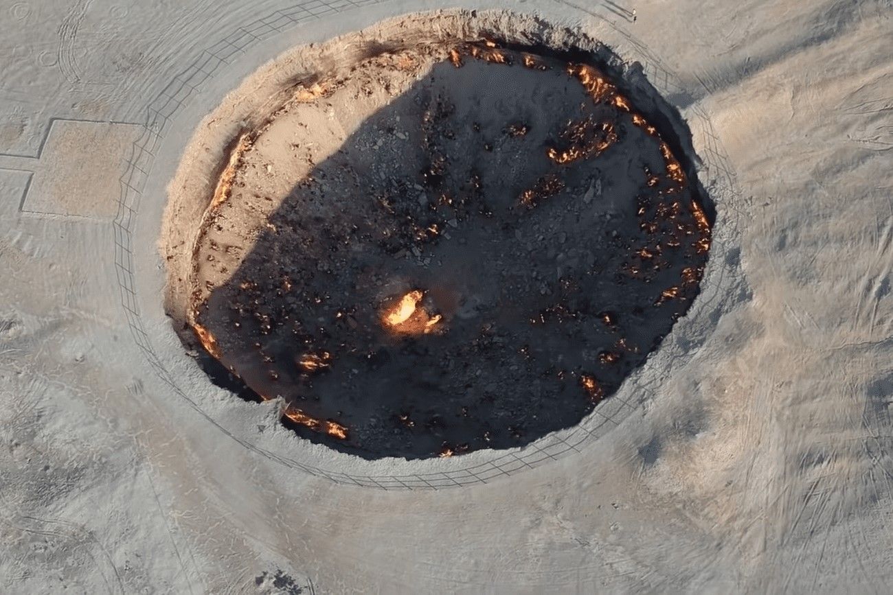 Gates of hell - Turkmenistan.jpg