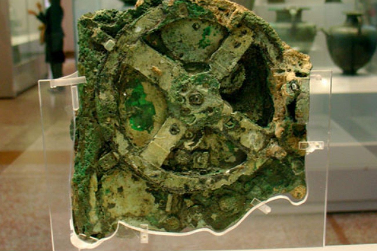 The Antikythera Mechanism.jpg